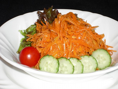 洋食イタリア　アンファン　にんじんサラダ　美味しい