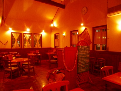 洋食イタリア　アンファン　店内